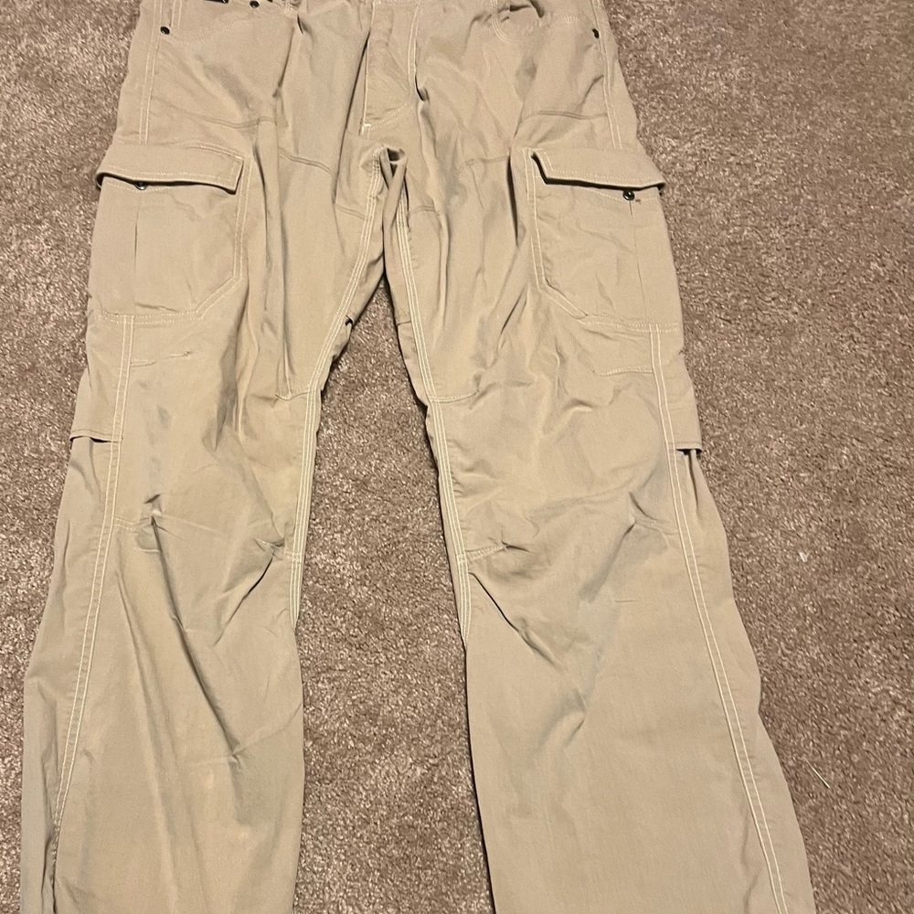 Kuhl Men's Tan Cargo Pants